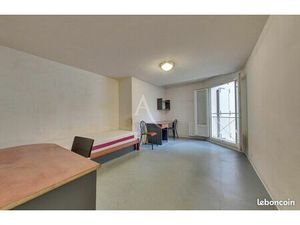 Studio 1 pièce 23 m²