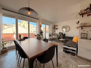 Appartement 3 pièces traversant de 62 m² – lumineux  sans vis-à-vis – Paris 14e  Petit-Mon