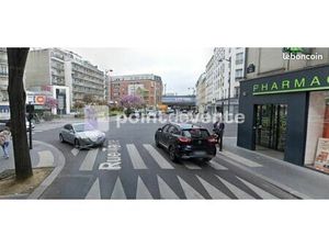 Commerce mobilier/décoration 100 m²