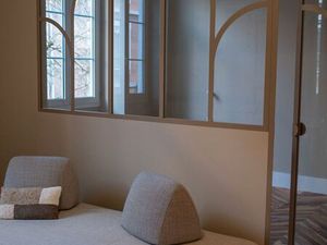 T3 rénové - hyper-centre - calme - traversant - terrasse