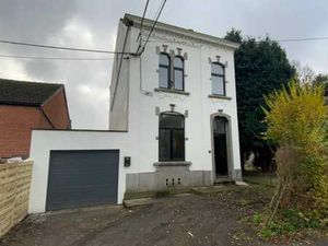 MAISON 4 FAÇADES 270 m2 4 CH   1 SDB  1SDD  GARAGE   JARDIN