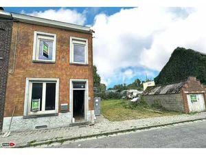 MAISON A RENOVER AVEC JARDIN