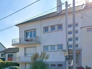 Maison divisée en deux appartements