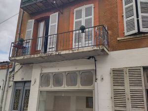 Local commercial 125M² centre Billom