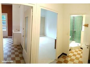 Local commercial avec appartement attenant