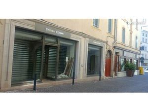 Local commercial en centre ville
