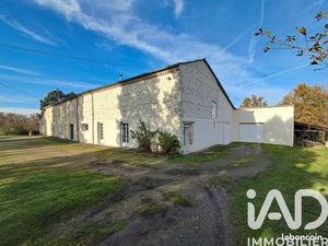 Longère 9 pièces 270 m²