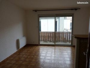 F3 a louer a l'année