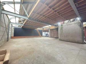 HANGAR/ ESPACE DE STOCKAGE