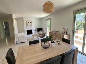 Maison au calme 3 chambre calme piscine climatisation sur 4000m2 clôturé