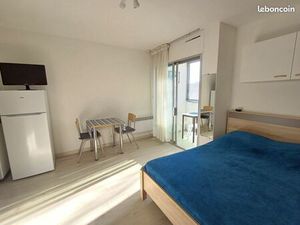 Studio 20+3 m² centre  vue parc  clim  près des thermes