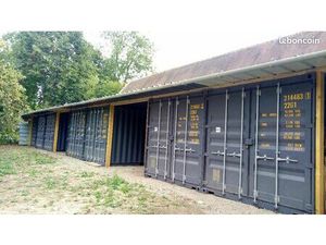 GARDE-MEUBLE / BOX / GARAGE / LOCAL DE STOCKAGE / DÉPÔT / LOCAL PROFESSIONNEL / ENTREPÔT] 