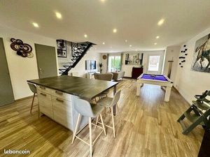 Maison contemporaine 4 pièces - 104 m² - Arnas