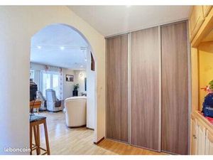 Vends appartement FT6 secteur bon rencontre