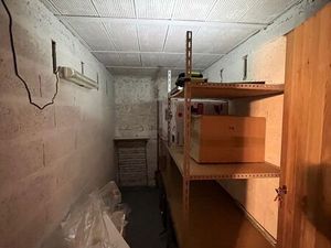 Cave sécurisée 5m² - Paris 8ème - Métro Europe/Liège