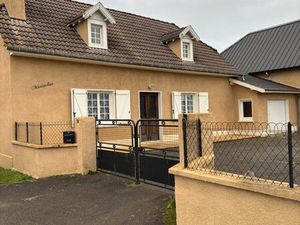 LOURENTIES  petite maison de campagne