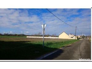 Terrain 883 m² Alluyes