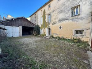 Maison 2 pièces 376 m²