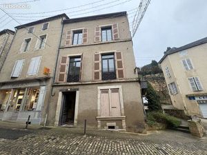 Immeuble 211 m² Puy-l'Évêque