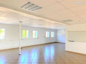 Bureaux 89 m²
