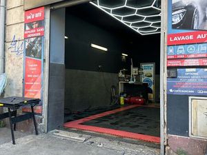 Garage lavage automobile