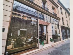 Local professionnel avec logement PARIS