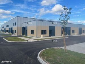 Local d'activité 2 848 m²