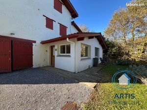 Local 34 m² Souraïde