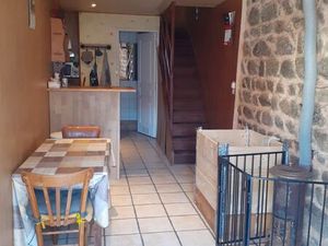 Petite maison avec jardin possibiliter de faire du locatif