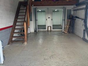 PRIX EN BAISSE- LOCAL COMMERCIAL 130m2 BIARRITZ