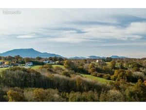 Maison d'architecte vues sur la Rhune et montagnes basques