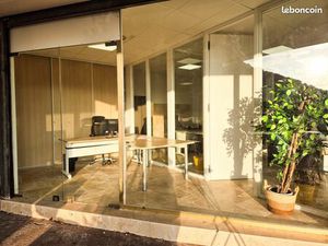 Bureaux 18 m² La Trinité