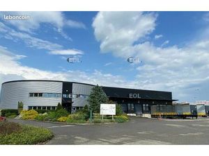 Local bureaux 1 258 m²