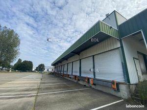 Local industriel 1 595 m²