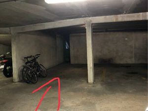 Parking 15m carré (ex place Handicapé)