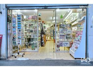 Murs commerciaux 63 m² ROUSSET