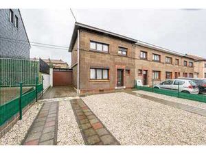 Maison 3 façades avec 4 chambres  jardin et garage