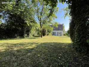 Maison individuelle sur sol total et 662 m2 de terrain