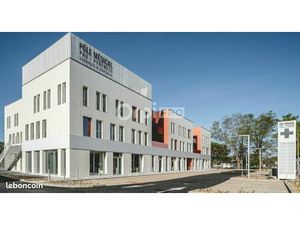 Local commercial 169 m²