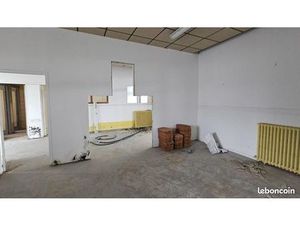 Local d'activité 175 m²