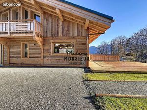 Chalet 9 pièces 226 m²