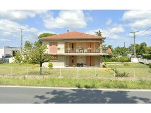 Maison Saïx m² T-7 à vendre  237 000 €