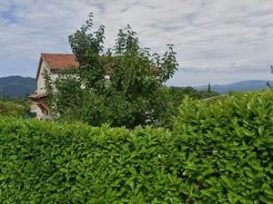 GRANDE Maison et Terrain CONSTRUCTIBLE 2330m2