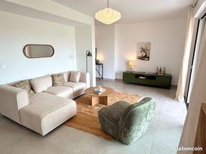 Appartement 4 pièces avec jardin  terrasse et parking - AIX EN PROVENCE