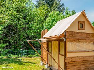 VENTE cabane en bois 1 chambre