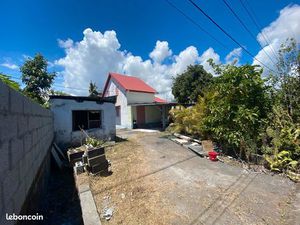 Maison de 78m² édifiée sur un terrain de 753m² sur SAINT-ANDRE