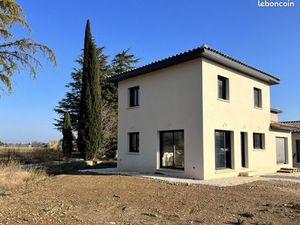 Villa neuve à Domazan