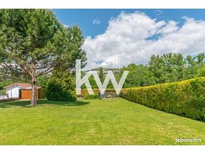 Terrain 800 m² Veyre Monton