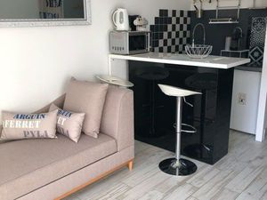 Studio meublé Casino parking