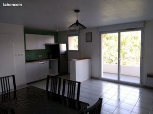 Bel appartement T3 meublé